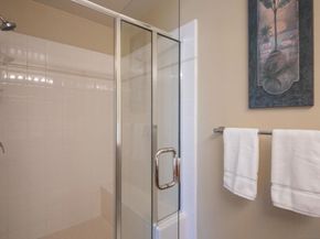 4727 Pescadero, San Diego CA 92107