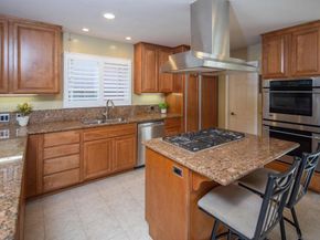 4727 Pescadero, San Diego CA 92107