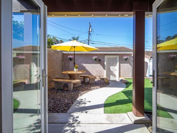 4727 Pescadero, San Diego CA 92107