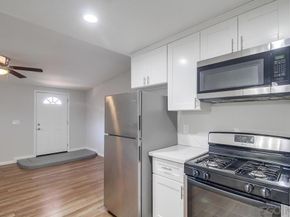 3484 Armstrong St, San Diego CA 92111