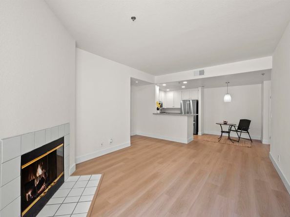 3969 Mahaila Ave 104, San Diego CA 92122