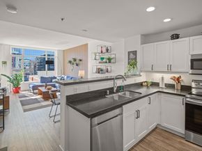 427 9Th Ave 704, San Diego CA 92101