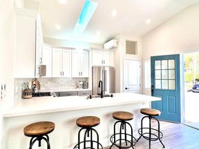 6732 Antilope St, Carlsbad CA 92009