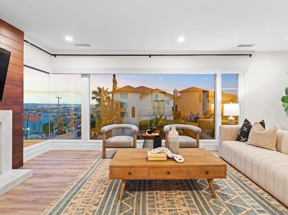 3301 Trumbull St, San Diego CA 92106