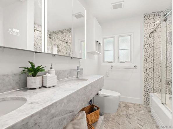 3301 Trumbull St, San Diego CA 92106