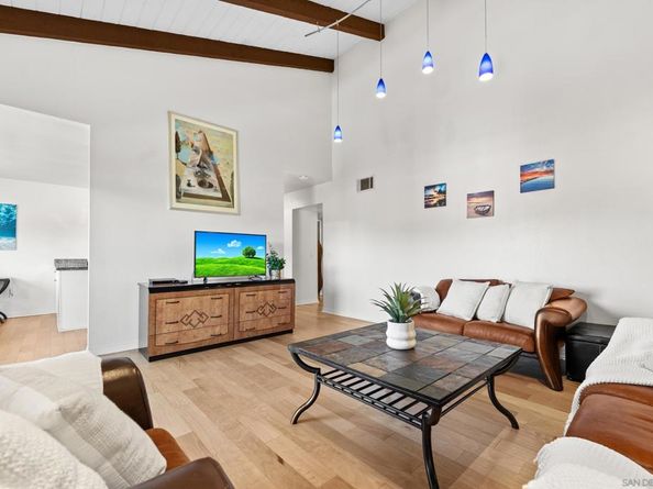 17141 W Bernardo Dr 203, San Diego CA 92127