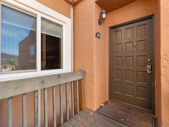 17141 W Bernardo Dr 203, San Diego CA 92127