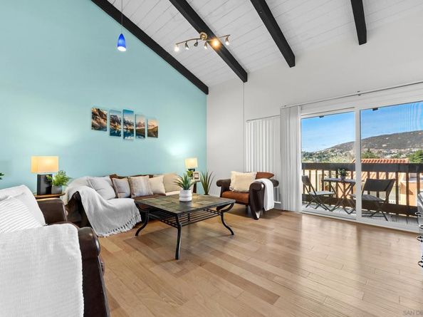 17141 W Bernardo Dr 203, San Diego CA 92127