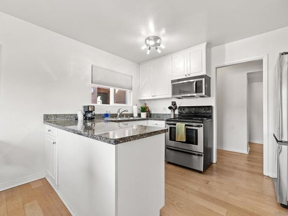 17141 W Bernardo Dr 203, San Diego CA 92127