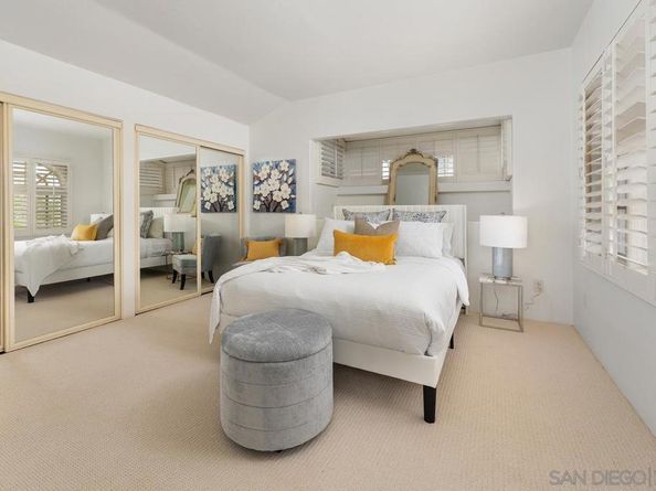 5716 Dolphin Pl, La Jolla CA 92037