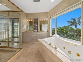 5716 Dolphin Pl, La Jolla CA 92037
