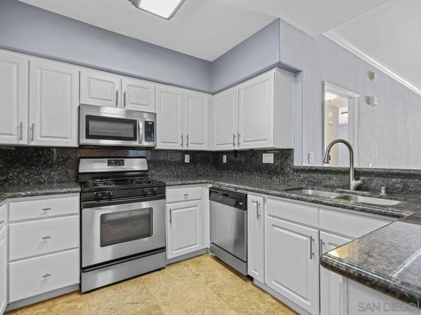 12372 Carmel Country Rd 202, San Diego CA 92130