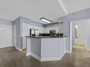 12372 Carmel Country Rd 202, San Diego CA 92130
