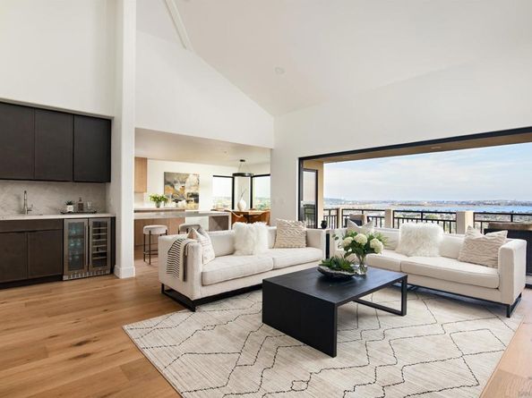 2481 La Marque St, San Diego CA 92109