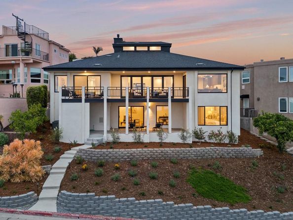 2481 La Marque St, San Diego CA 92109