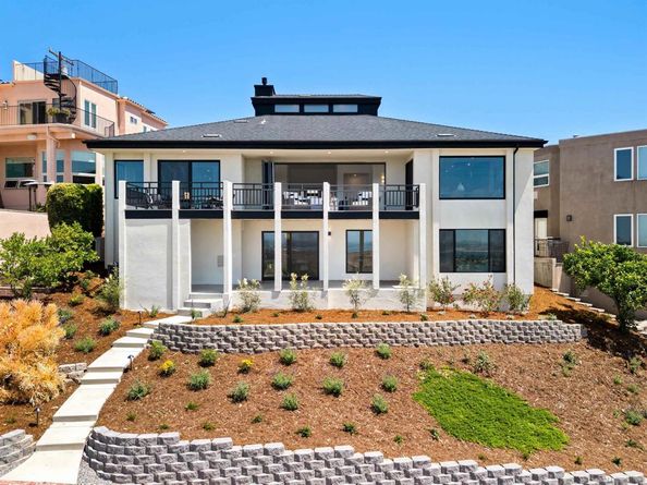 2481 La Marque St, San Diego CA 92109