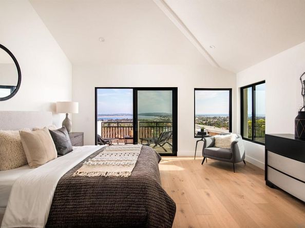 2481 La Marque St, San Diego CA 92109