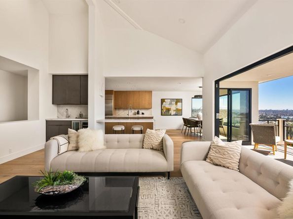 2481 La Marque St, San Diego CA 92109