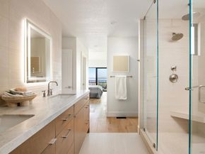 2481 La Marque St, San Diego CA 92109