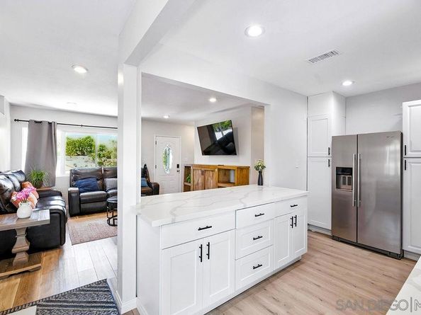 520 Grant Street, Oceanside CA 92054