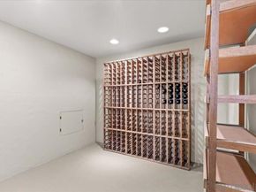 2205 Locust St, San Diego CA 92106
