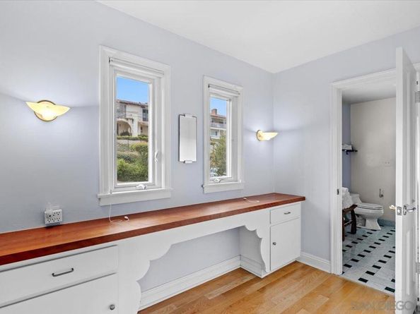 2205 Locust St, San Diego CA 92106
