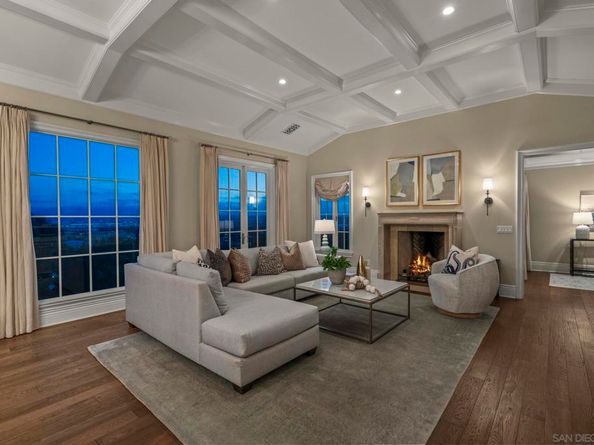 2045 W California St, San Diego CA 92110