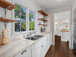 2045 W California St, San Diego CA 92110