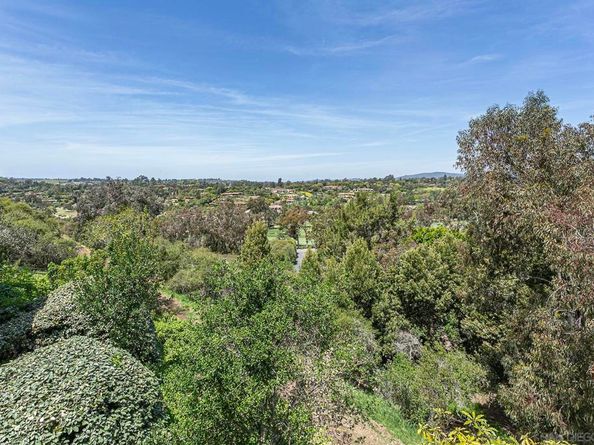 5458 Avenida Maravillas, Rancho Santa Fe CA 92067