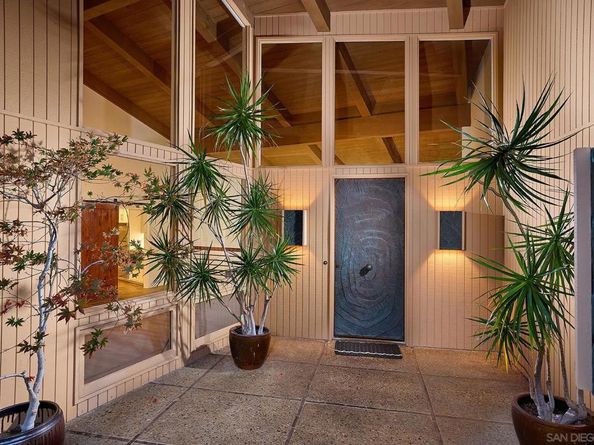 5458 Avenida Maravillas, Rancho Santa Fe CA 92067