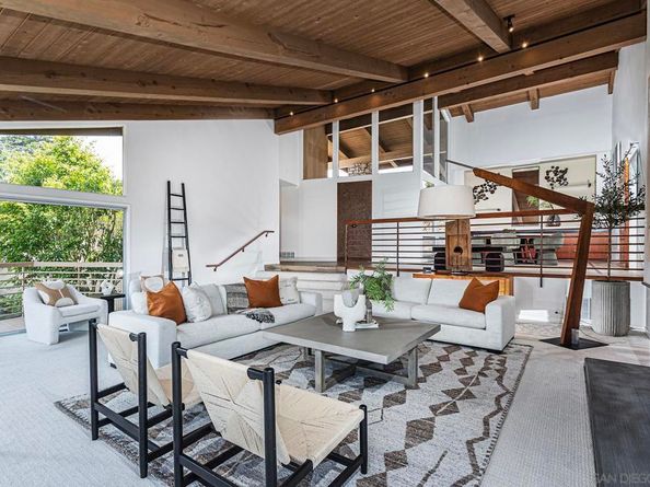 5458 Avenida Maravillas, Rancho Santa Fe CA 92067