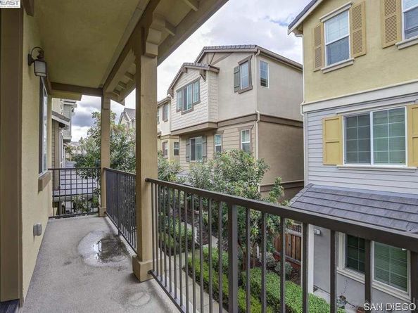 75 Middleton Pl, Hayward CA 94544