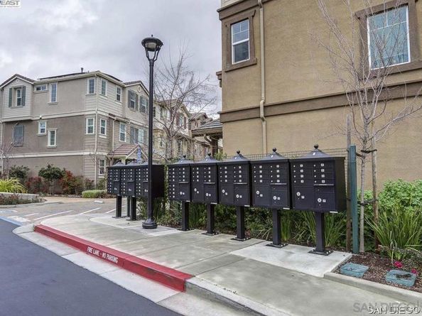 75 Middleton Pl, Hayward CA 94544