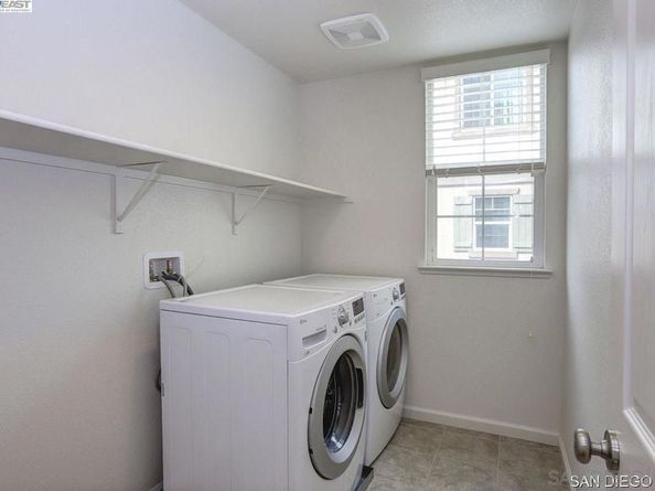 75 Middleton Pl, Hayward CA 94544