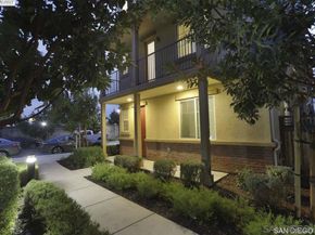 75 Middleton Pl, Hayward CA 94544