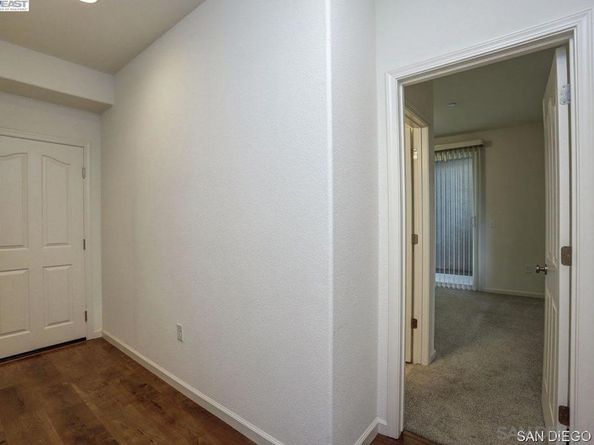 75 Middleton Pl, Hayward CA 94544