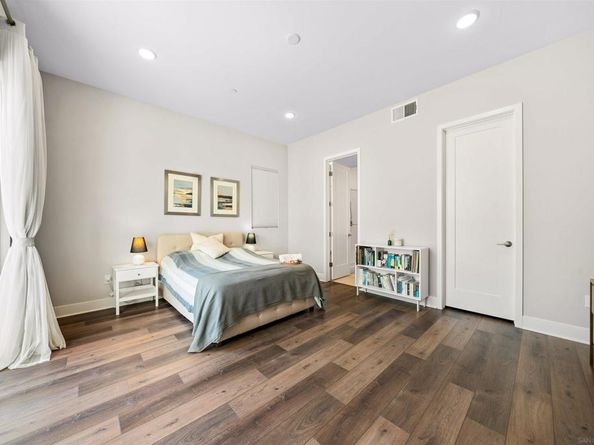 5347 Morning Sage Way, San Diego CA 92130