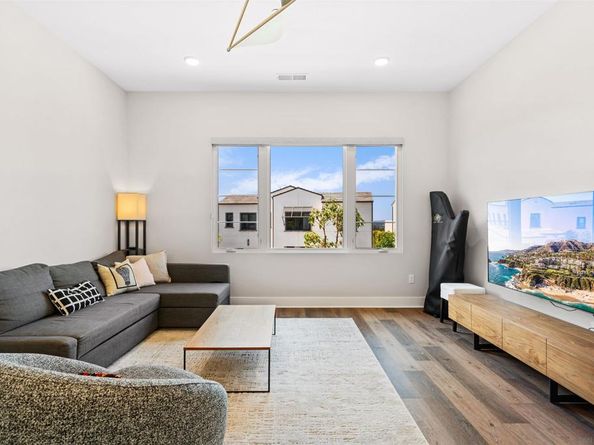 5347 Morning Sage Way, San Diego CA 92130