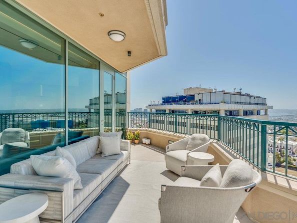 2500 6th Ave Penthouse 4, San Diego CA 92103