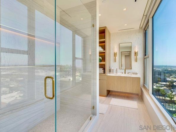 2500 6th Ave Penthouse 4, San Diego CA 92103