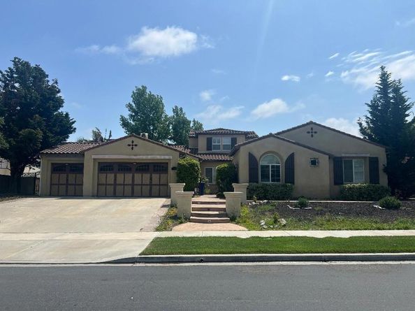 1328 N Paradise Ridge Way, Chula Vista CA 91915