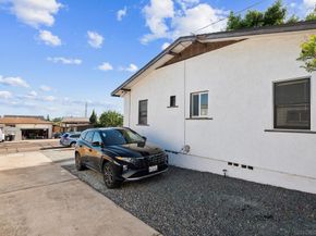 7180 82 Mohawk, San Diego CA 92115