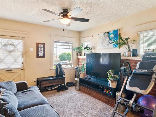 7180 82 Mohawk, San Diego CA 92115