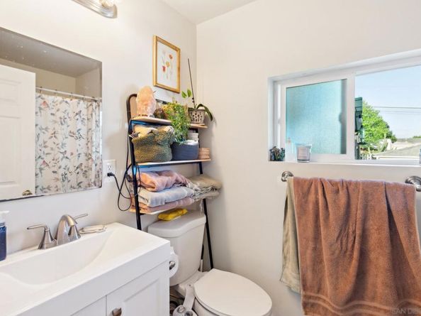 7180 82 Mohawk, San Diego CA 92115