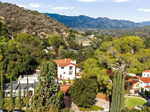 1441 Andenes Drive, Glendale CA 91208