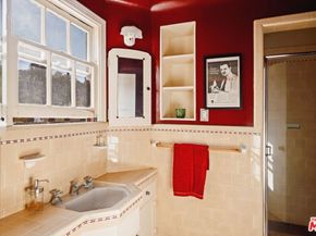 1441 Andenes Drive, Glendale CA 91208