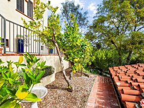 1441 Andenes Drive, Glendale CA 91208