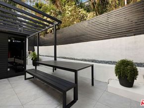 8061 Woodland Lane, Los Angeles CA 90046