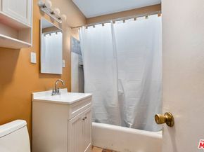 10626 Mountair Avenue, Tujunga CA 91042