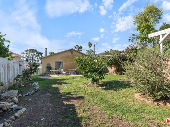 10626 Mountair Avenue, Tujunga CA 91042